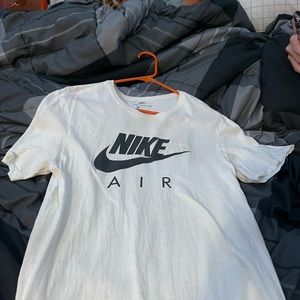 White Nike Air T-shirt - Size medium